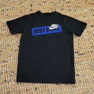 Nike Black 'Just Do It' T-Shirt